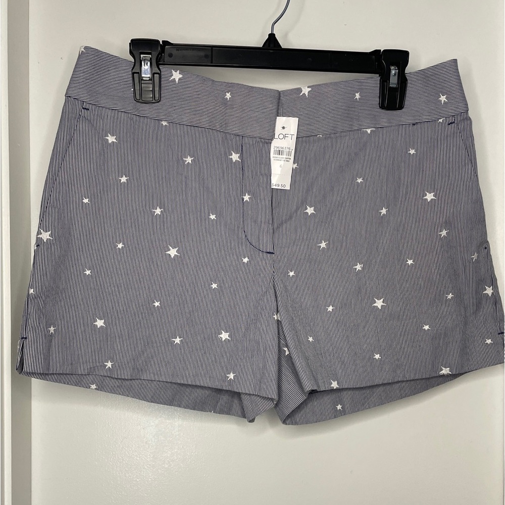 NWT LOFT Riviera Shorts Blue & White Stars & Stripes Size 6